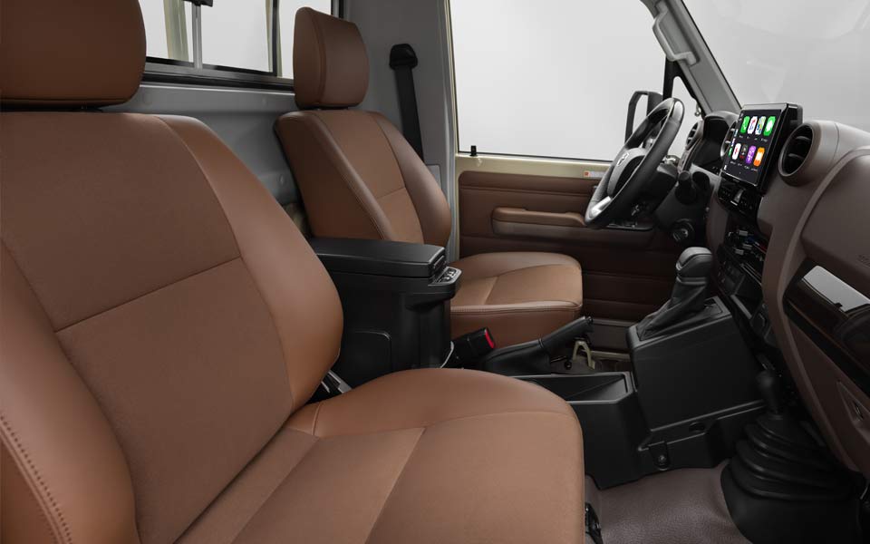 AN INTERIOR THAT COMBINES SAFETY WITH THE FUN OF DRIVING.